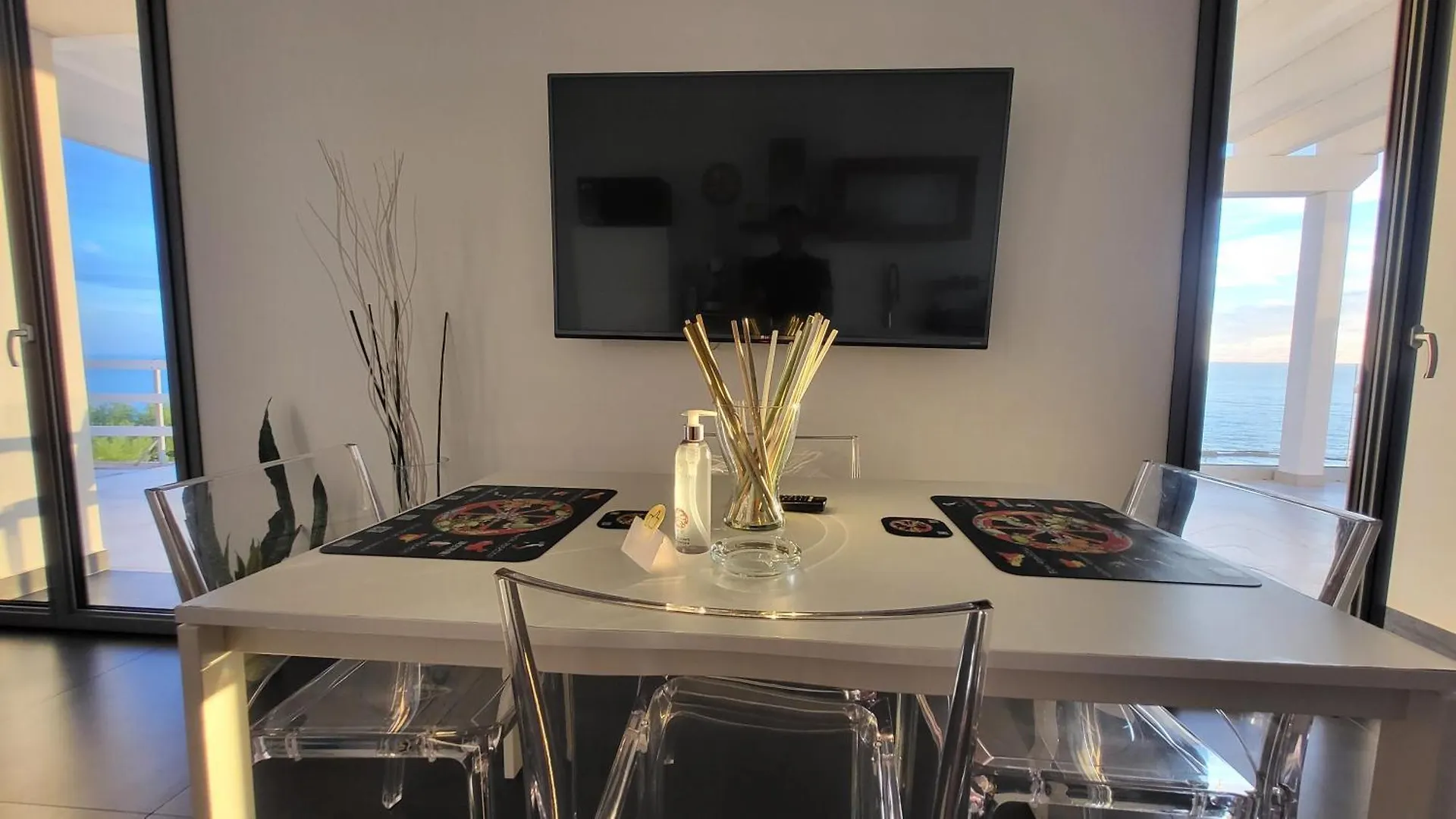Apartment Appartamenti Addimuru Marina di Palma
