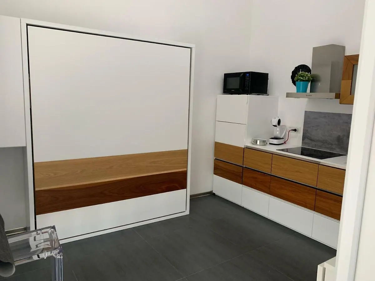 Apartment Appartamenti Addimuru Marina di Palma
