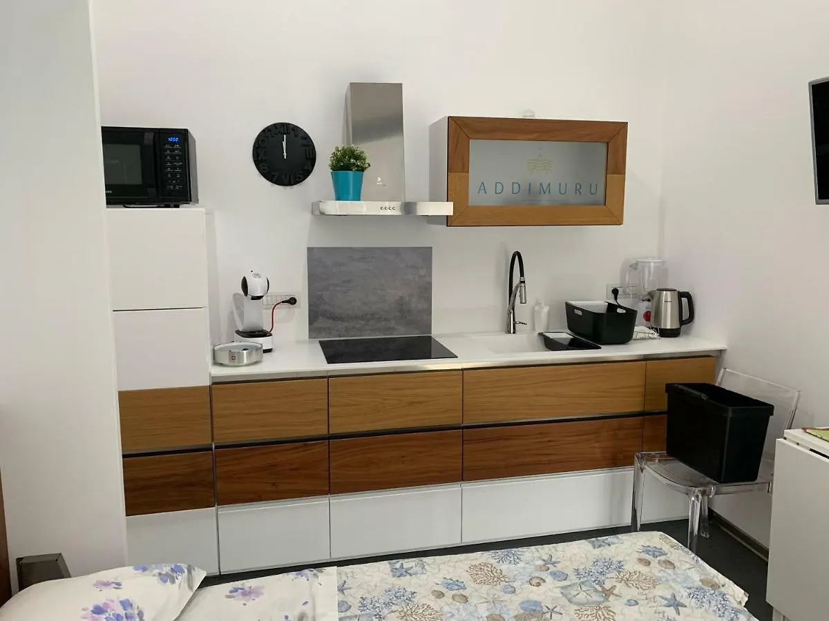 Apartment Appartamenti Addimuru Marina di Palma